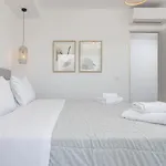 וילה Apoikia
