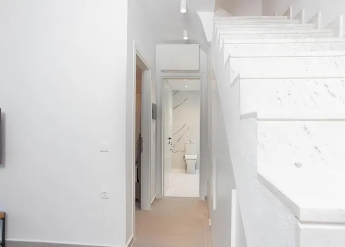 Apoikia * ペフコホリ